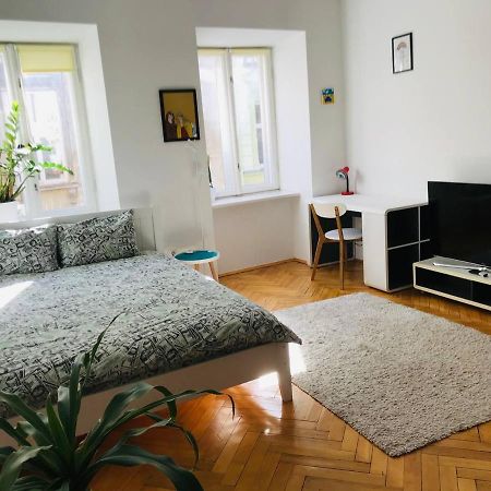 Berlin Apartment Lviv Dış mekan fotoğraf